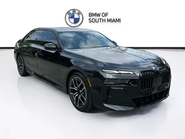 2024 BMW 7 Series 740i's photo