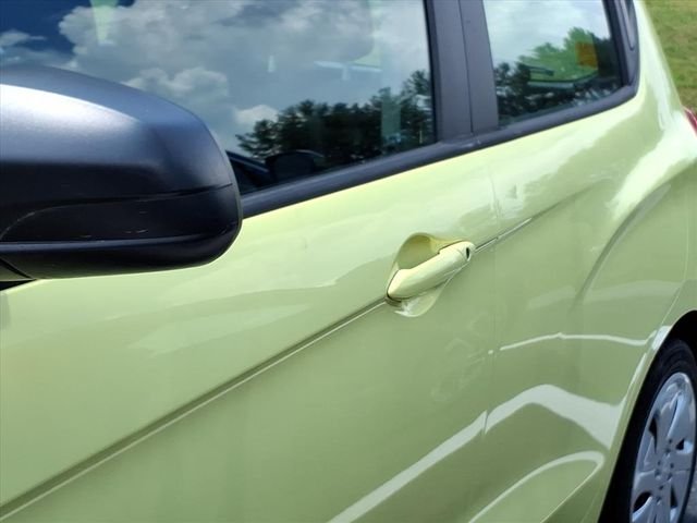 Used 2018 Gold Chevrolet LS image 13
