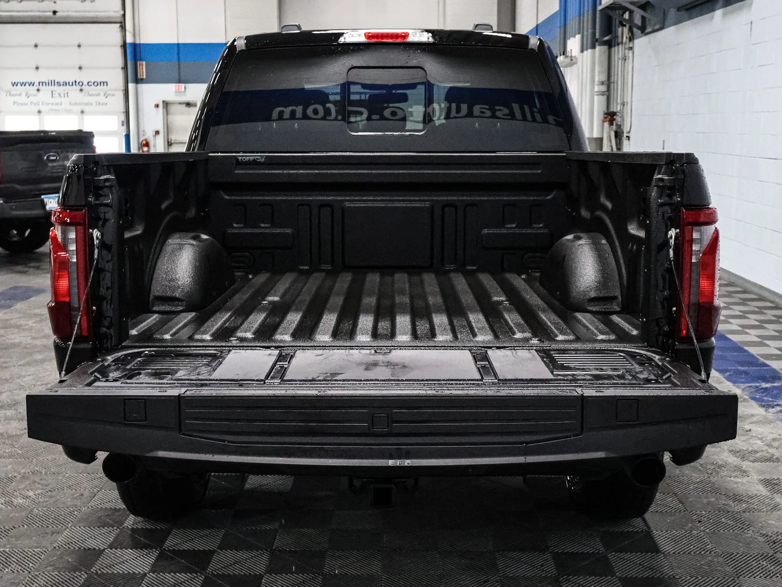 2026 Ford F-150 XLT - Photo 18