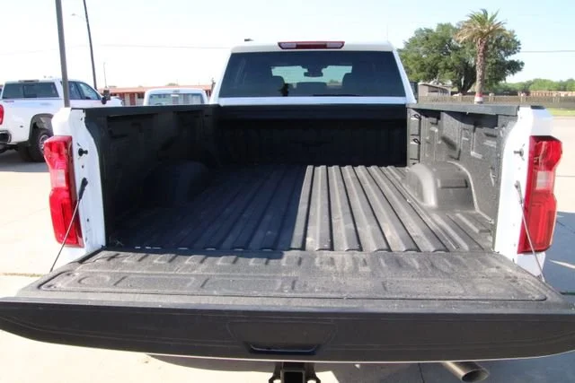 2026 Chevrolet Silverado 3500 HD LT - Photo 10