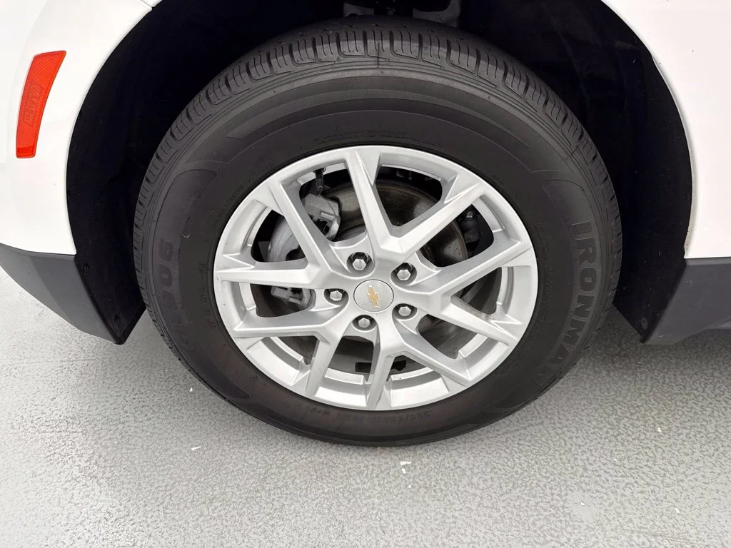 Used 2024 White Chevrolet LT image 4