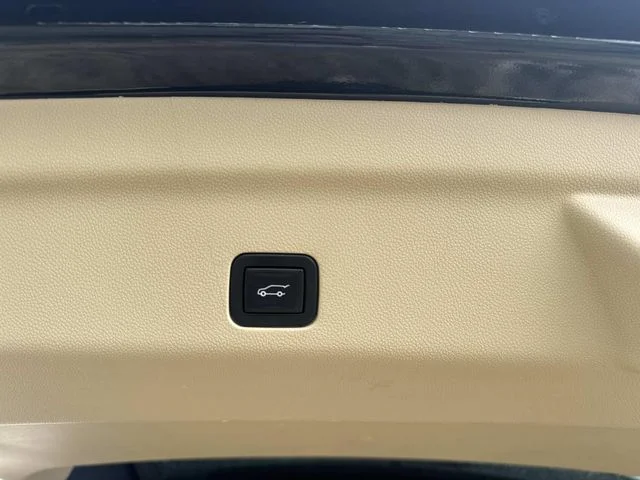 Used 2021 Black Cadillac Premium Luxury image 16