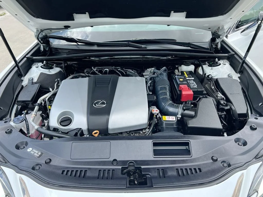 Certified Used 2024 ULTRA WHITE Lexus 350 F Sport image 10