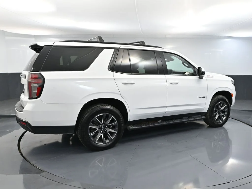 Used 2023 White Chevrolet Z71 image 6