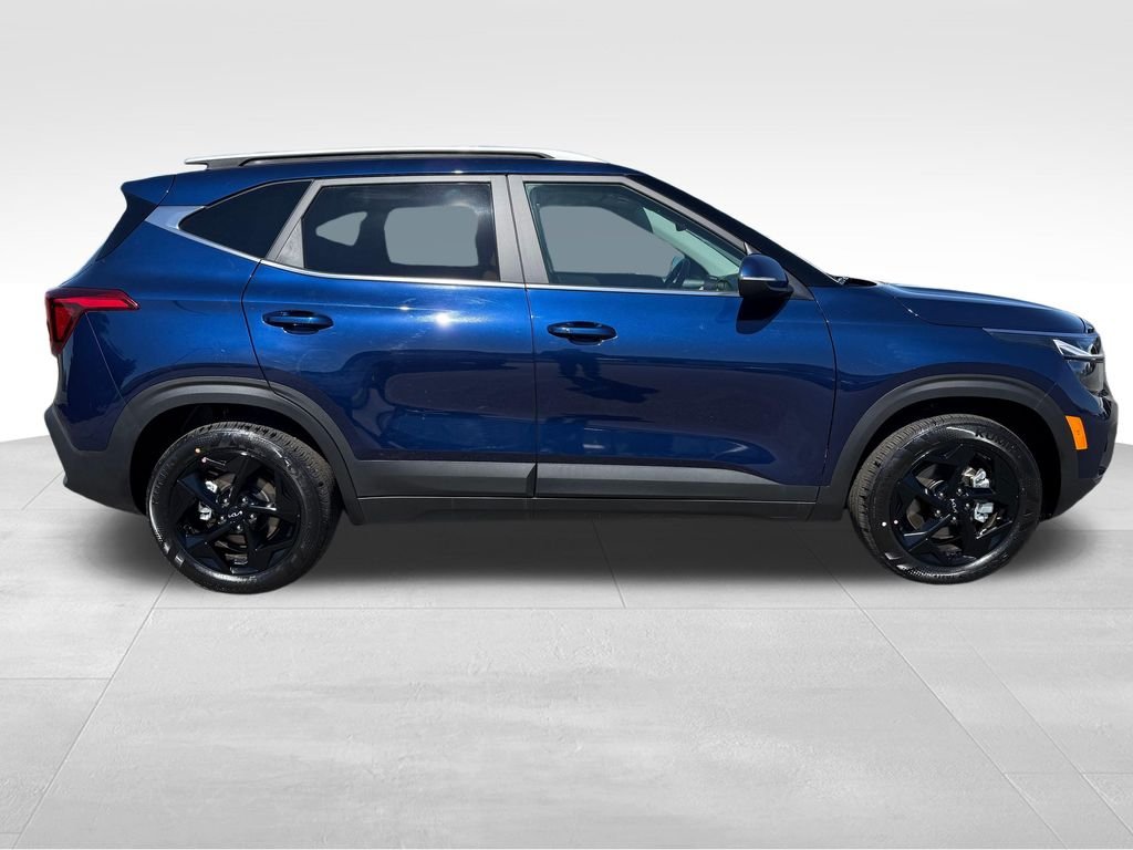 2026 Kia Seltos EX - Photo 8