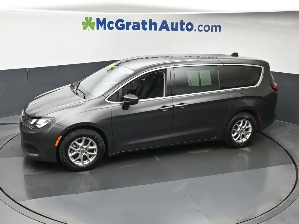 Used 2023 Gray Chrysler LX image 23