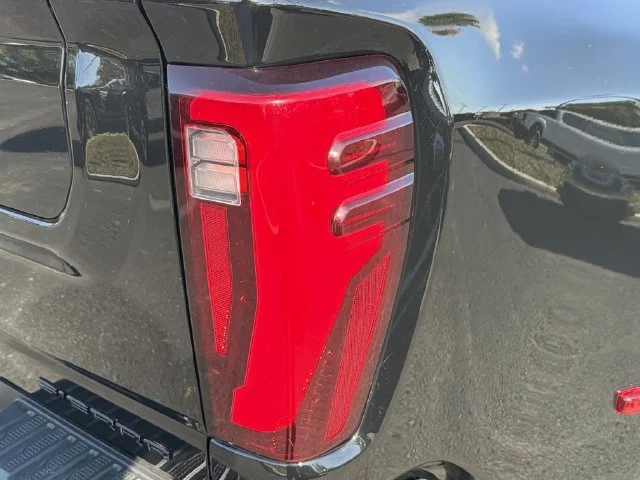 2026 GMC Sierra 3500HD Denali - Photo 9