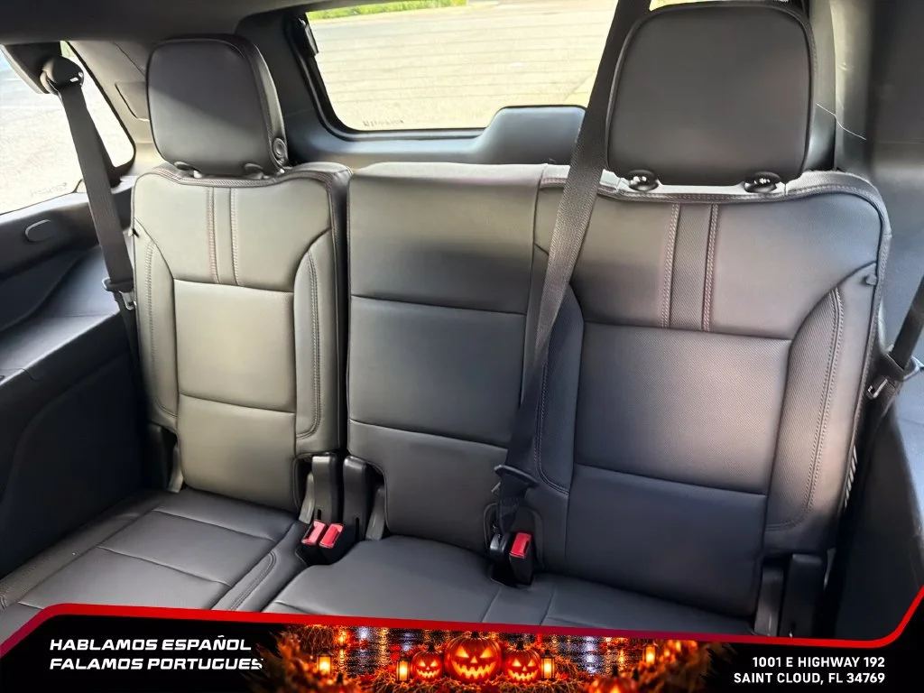 Used 2022 SATIN STEEL METALLIC Chevrolet RST image 27