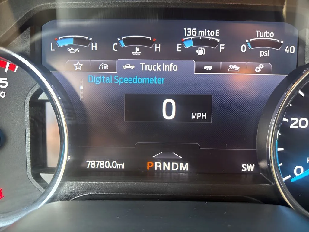 Used 2021 White Ford Lariat image 27