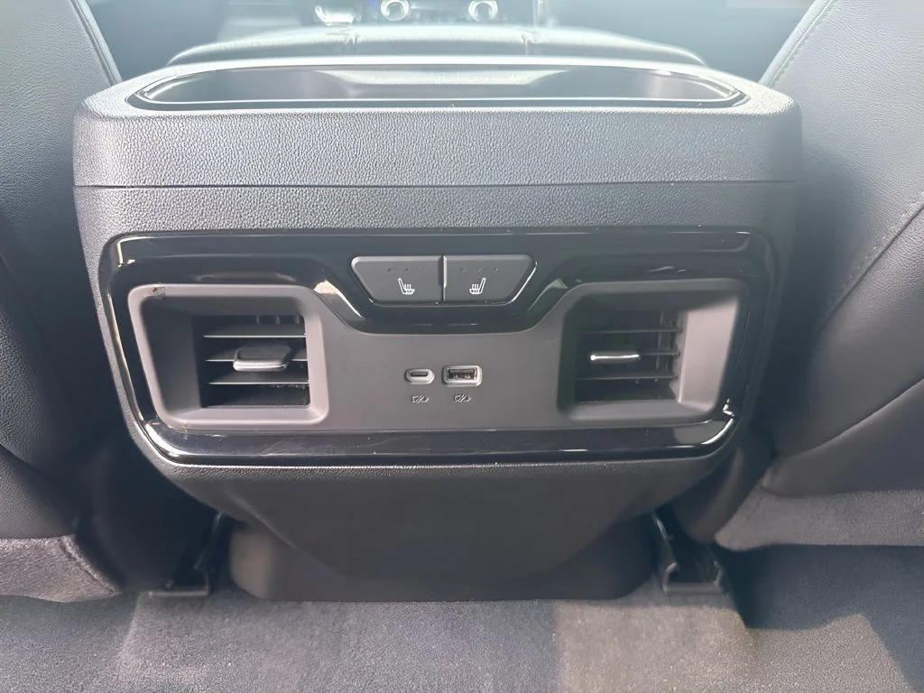 Used 2025 Onyx Black GMC AT4 image 13