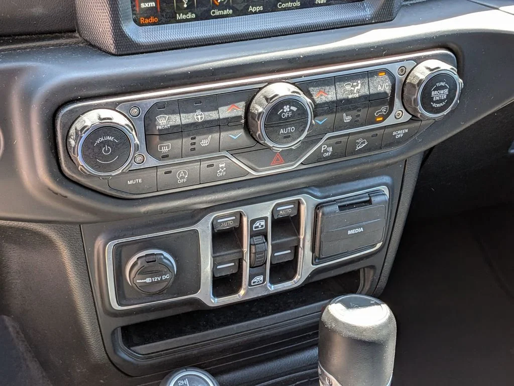 Used 2019 Gray Jeep Unlimited Sahara image 21