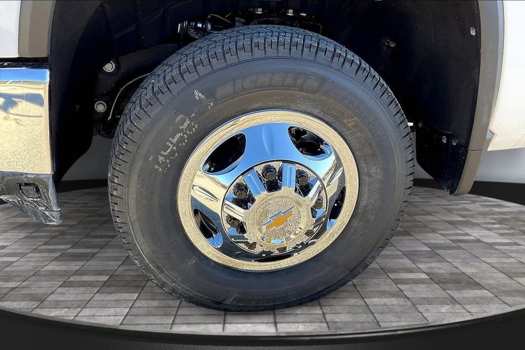2026 Chevrolet Silverado 3500 HD LT - Photo 10