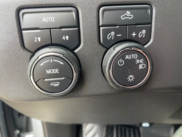 Used 2023 Sterling Gray Metallic Chevrolet LT image 17