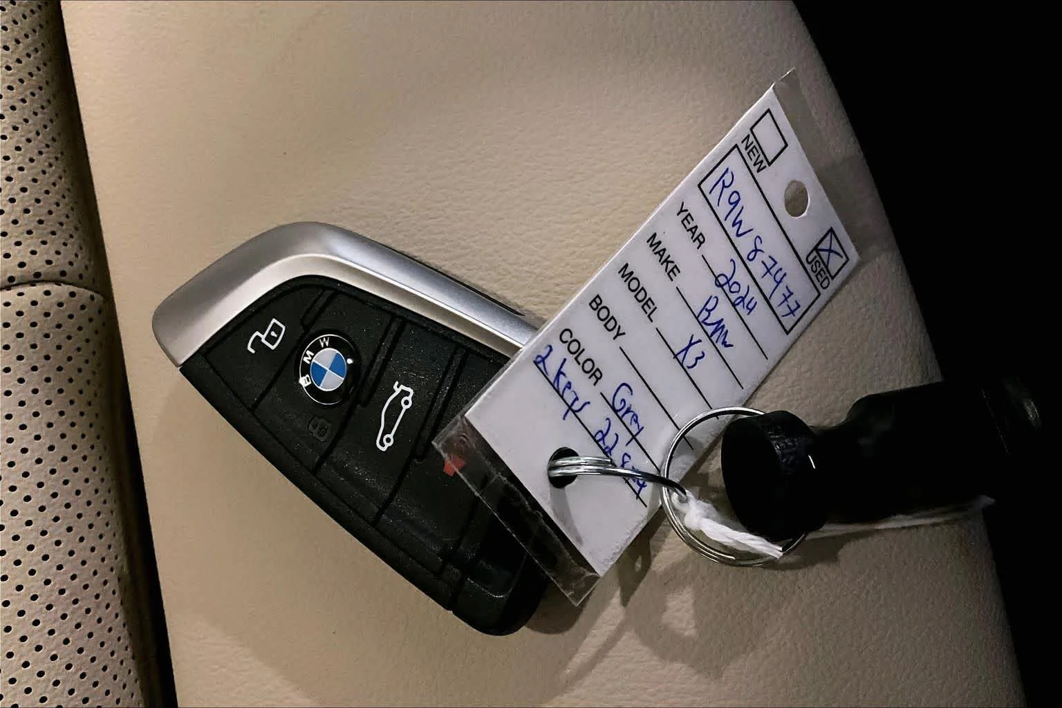 Certified Used 2024 Dark Graphite Metallic BMW xDrive30i image 14