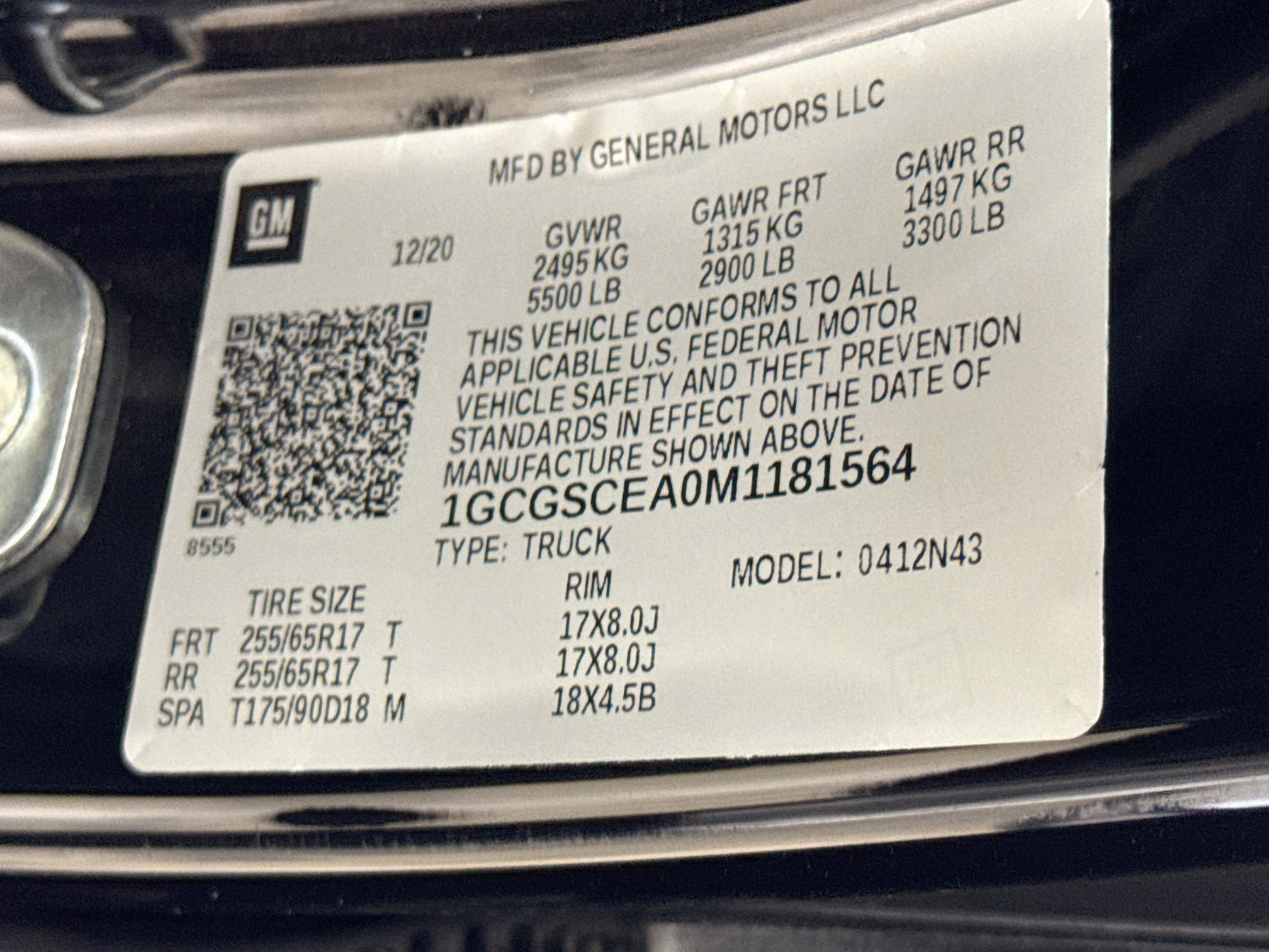 Used 2021 BLACK Chevrolet 2WD LT image 32