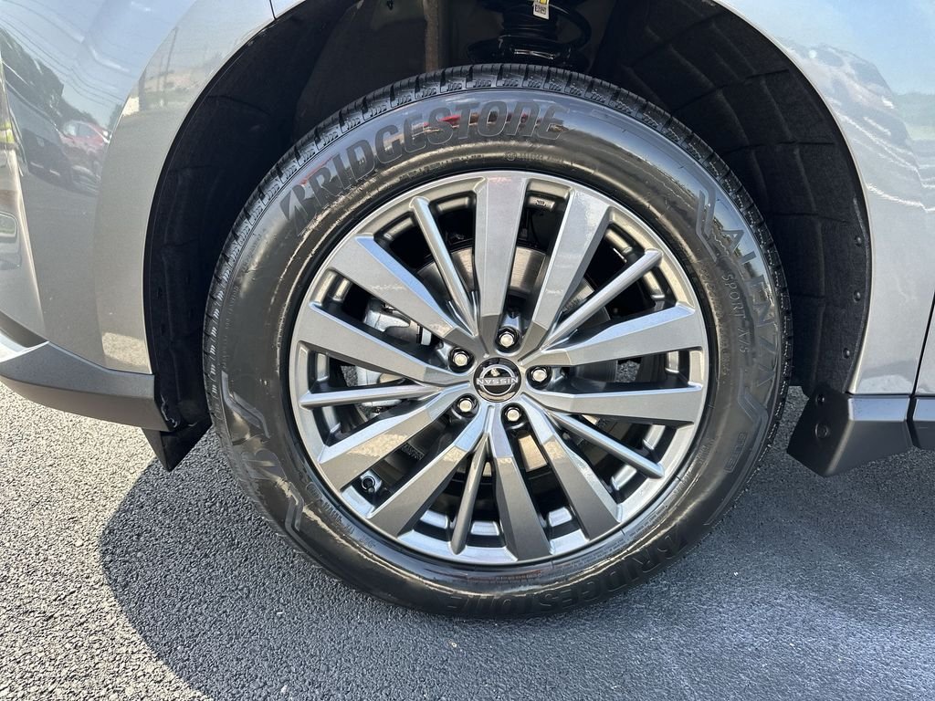 New 2026 Gray Nissan SL image 16