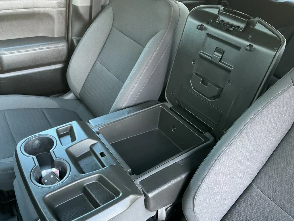 Used 2021 SUMMIT WHITE Chevrolet RST image 33