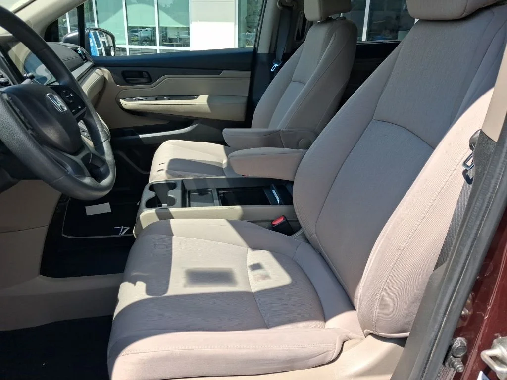 Used 2019  Honda EX image 16