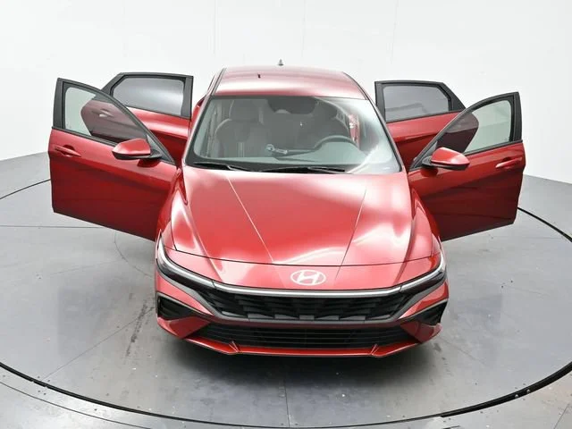 Used 2024 Ultimate Red Hyundai SEL image 39