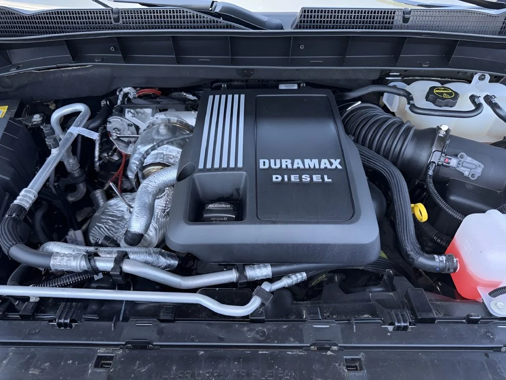 Used 2025 Downpour Metallic GMC Denali Ultimate image 32
