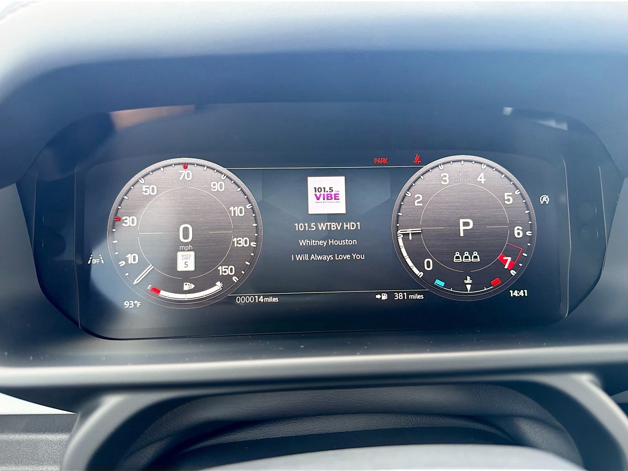 New 2026 Borasco Grey Land Rover X-Dynamic SE image 41