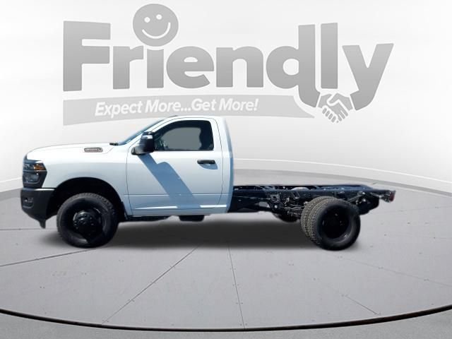 New 2026 Bright White Clear-Coat Exterior Paint RAM Tradesman image 2