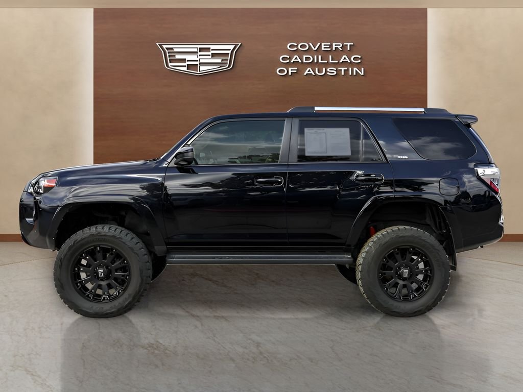 Used 2019 Black Toyota SR5 image 2