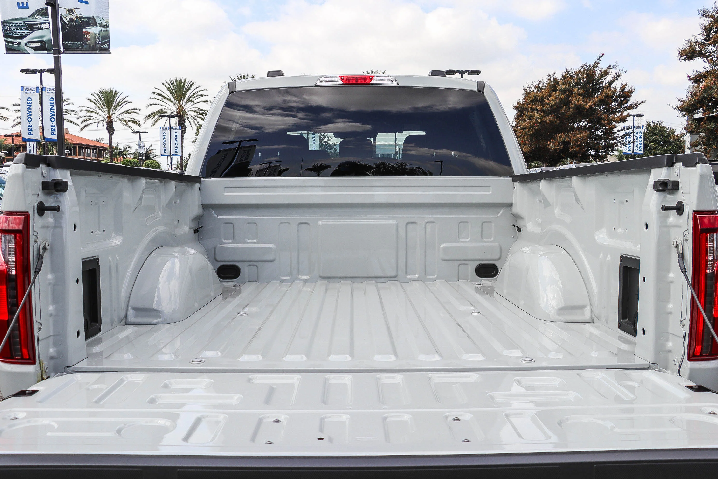 New 2026 Avalanche Ford STX image 13