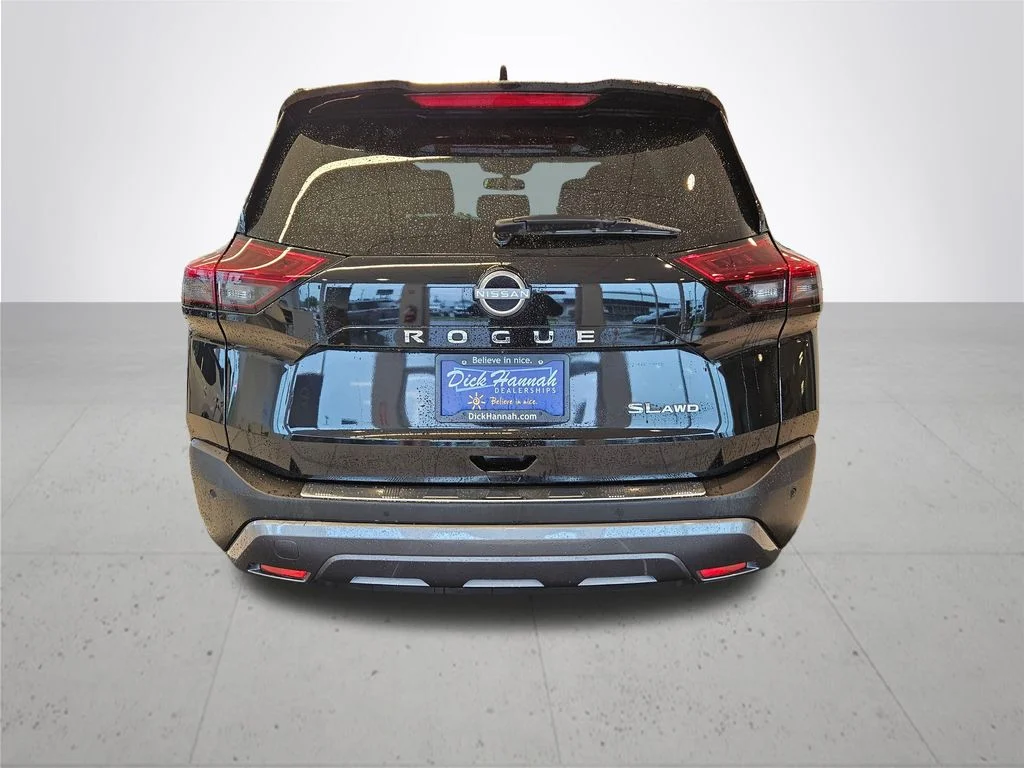 Certified Used 2023 Black Nissan SL image 9