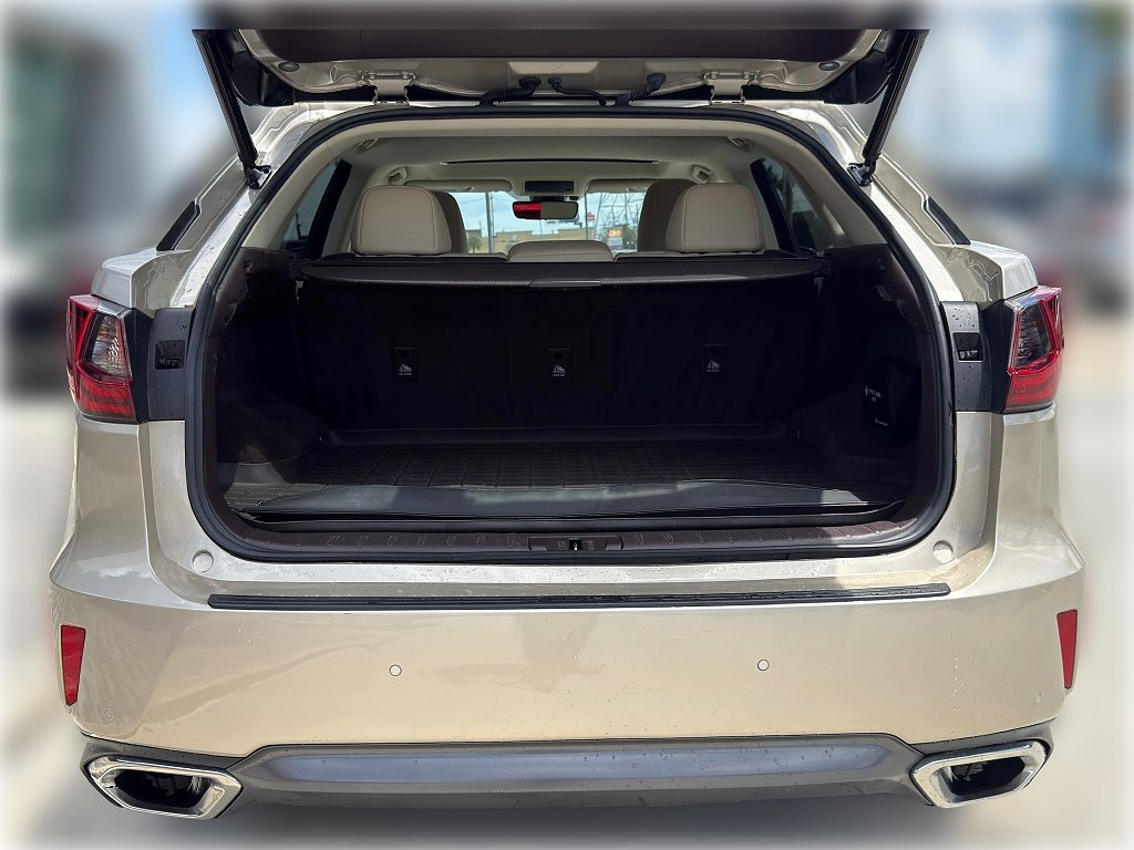 Used 2017 BAIGE Lexus Base image 8