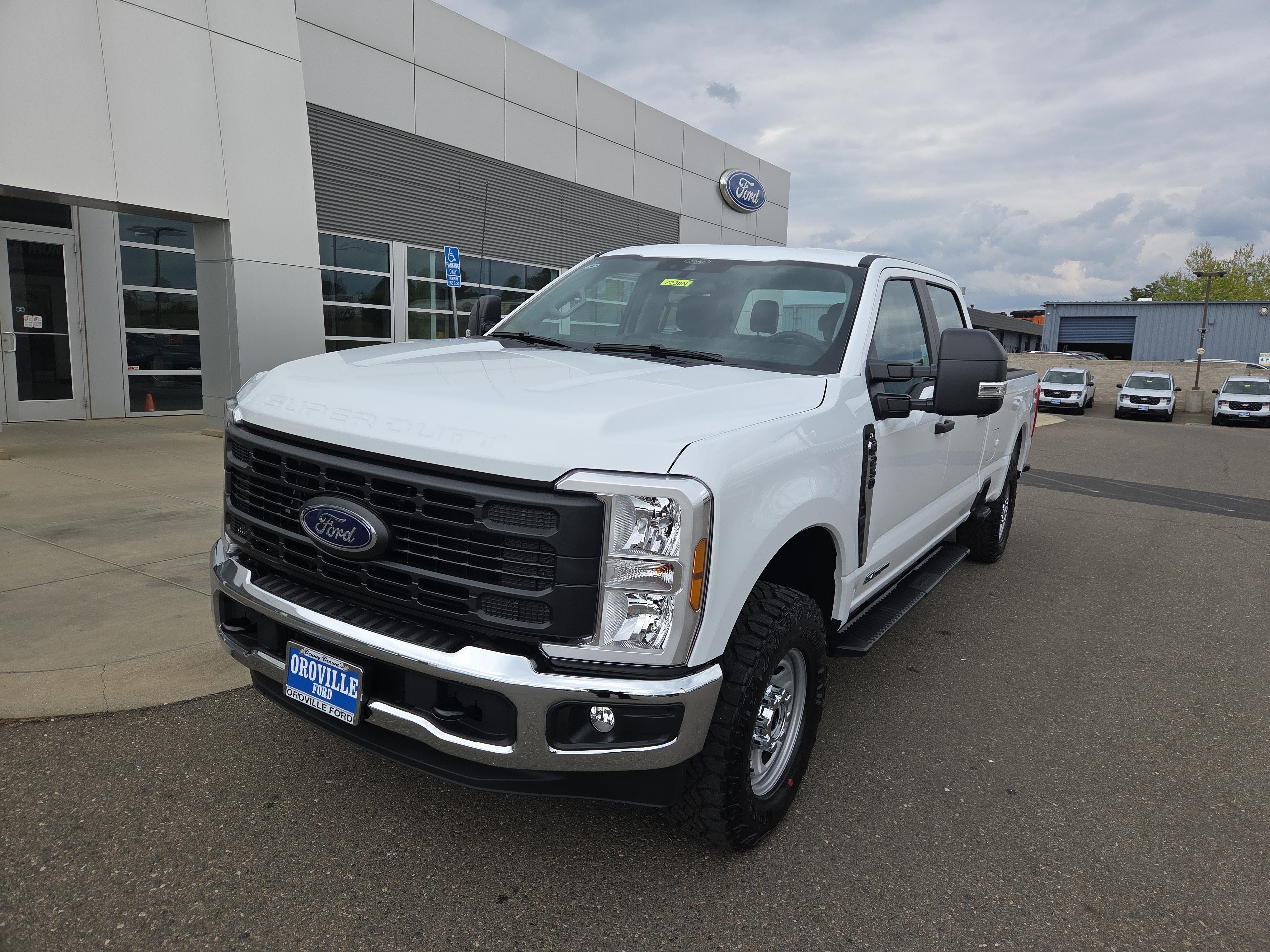 New 2026 Oxford White Ford F-250® XL image 1