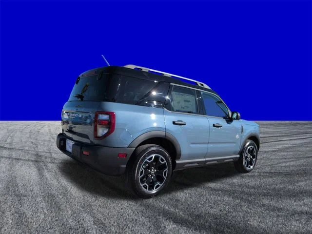 New 2026 Azure Gray Metallic Tri-Coat Ford Outer Banks® image 4