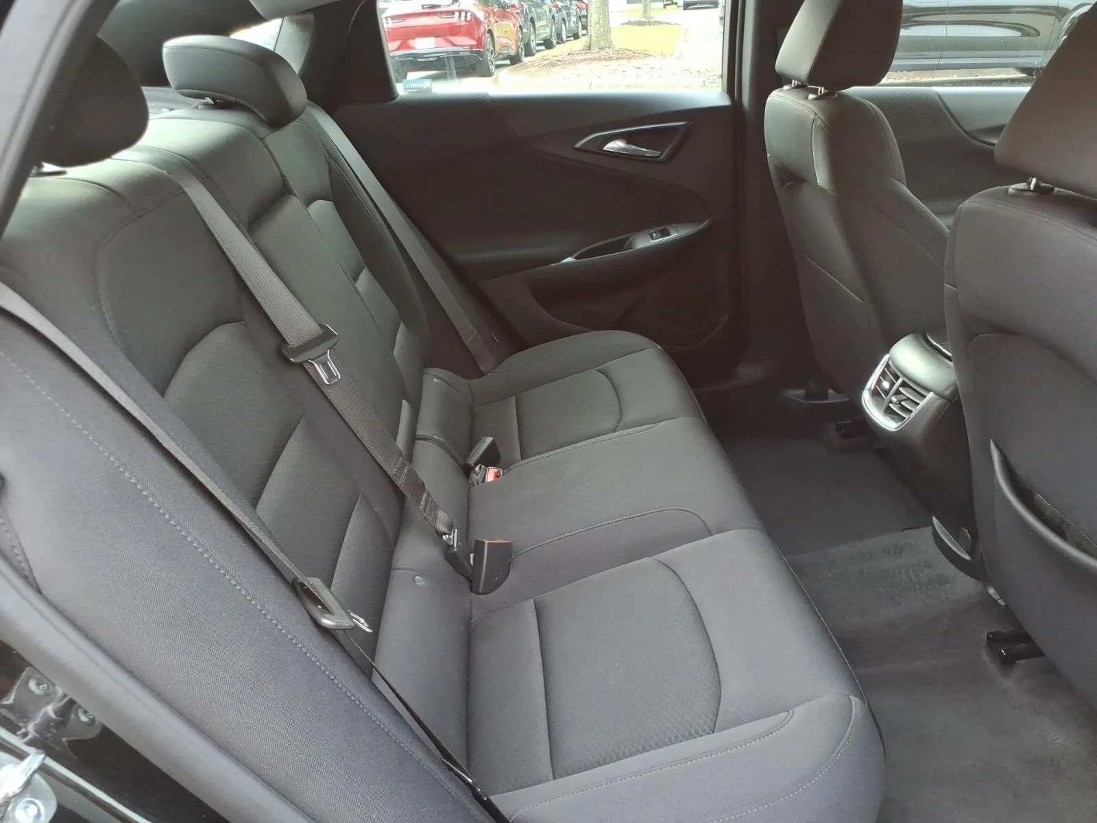 Used 2025 Mosaic Black Metallic Chevrolet LT image 25