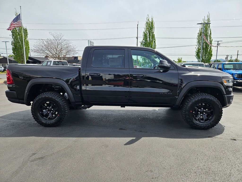 New 2026 Diamond Black Crystal Pearl-Coat Exterior Paint RAM RHO image 7