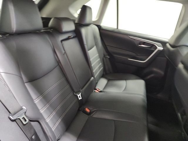2024 Toyota RAV4 XLE Premium - Photo 18