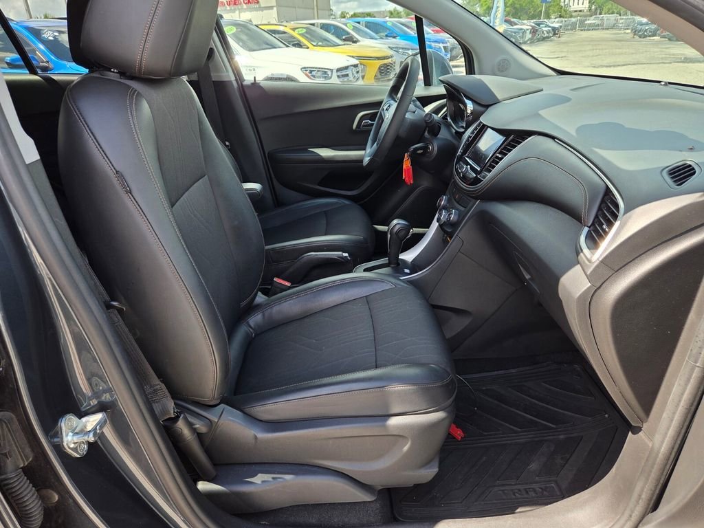 2022 Chevrolet Trax LT - Photo 15
