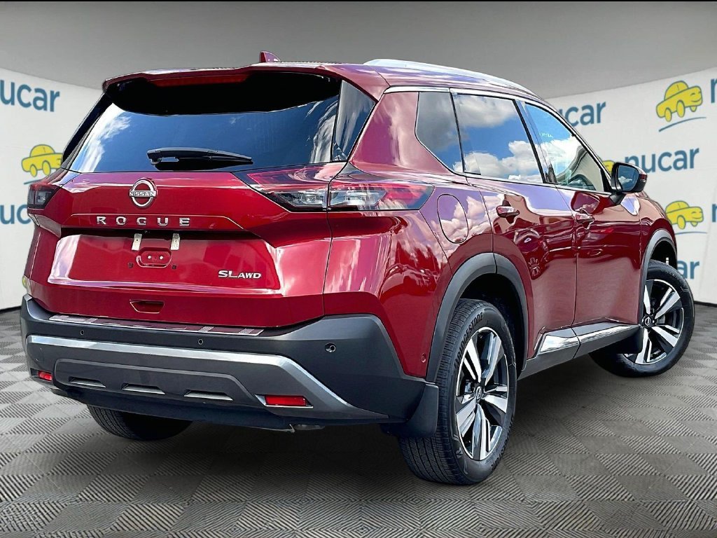 Used 2023 Red Nissan SL image 6