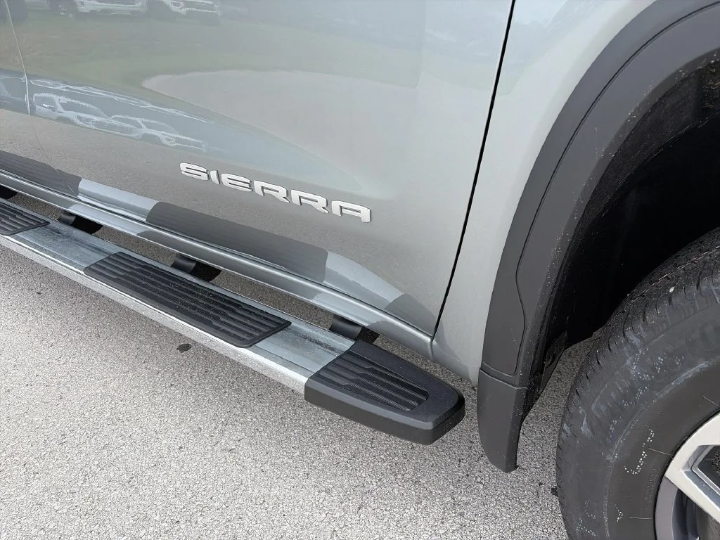 2026 GMC Sierra 1500 SLT - Photo 37