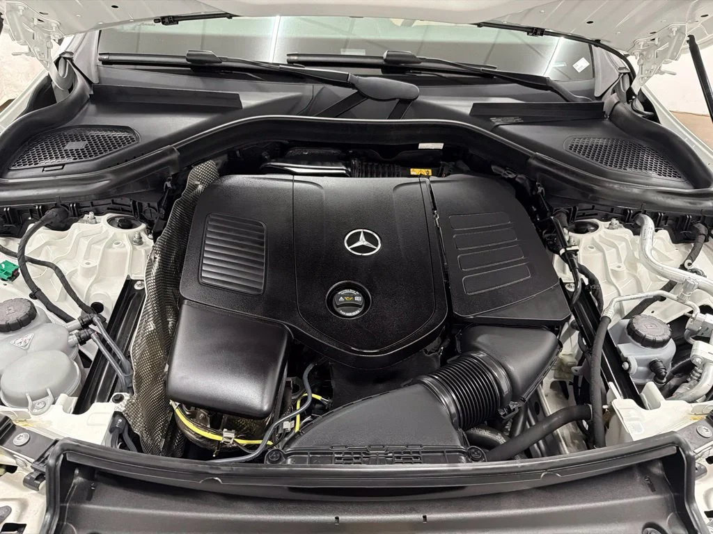 Certified Used 2025 White Mercedes-Benz GLC 350e image 34