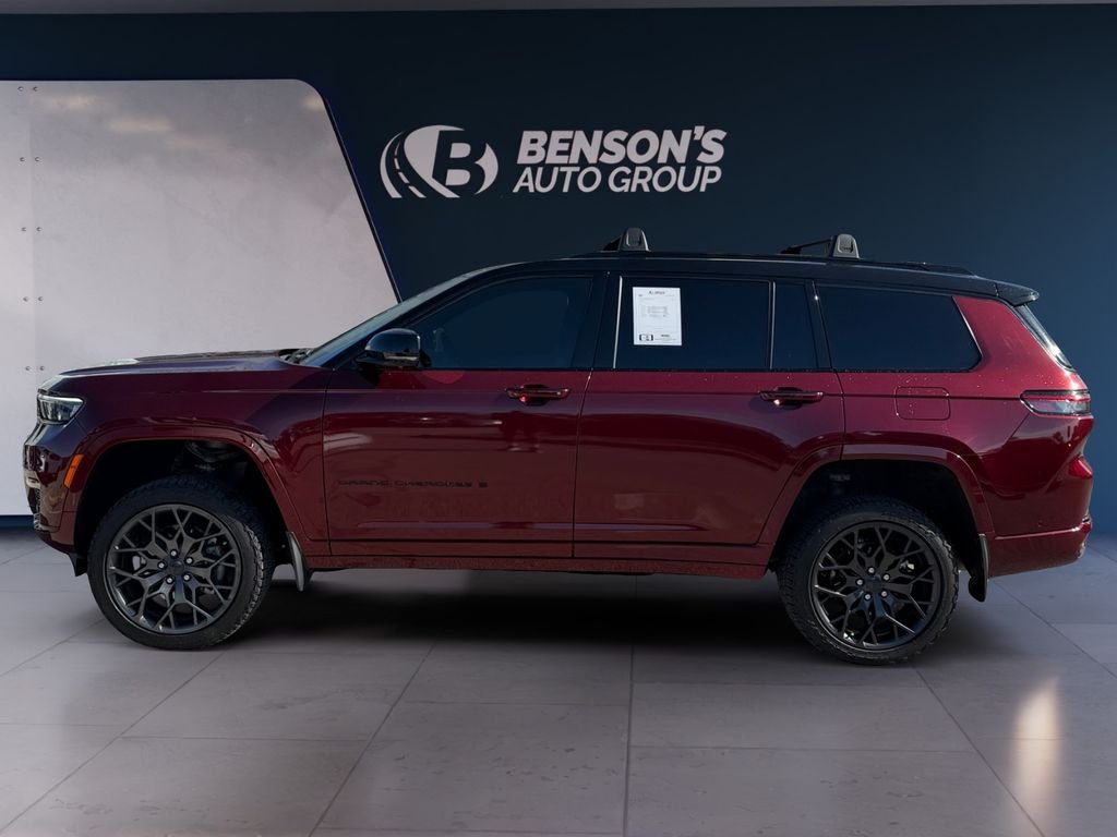 Used 2024 Red Jeep Summit image 2