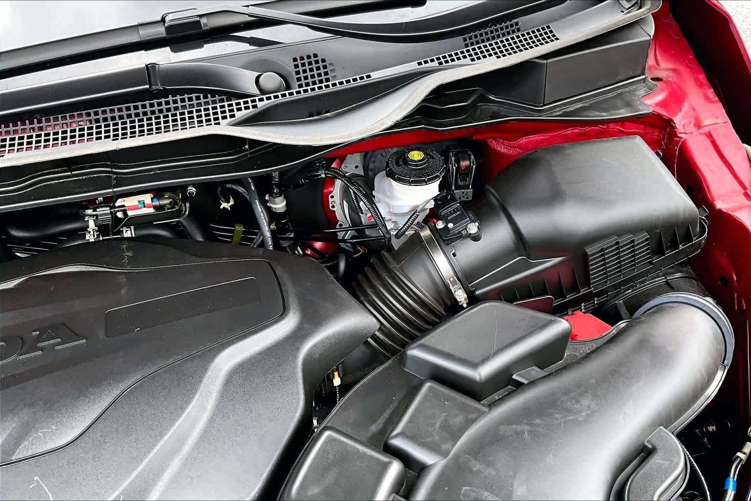 Used 2025 ruby Honda Sport-L image 33
