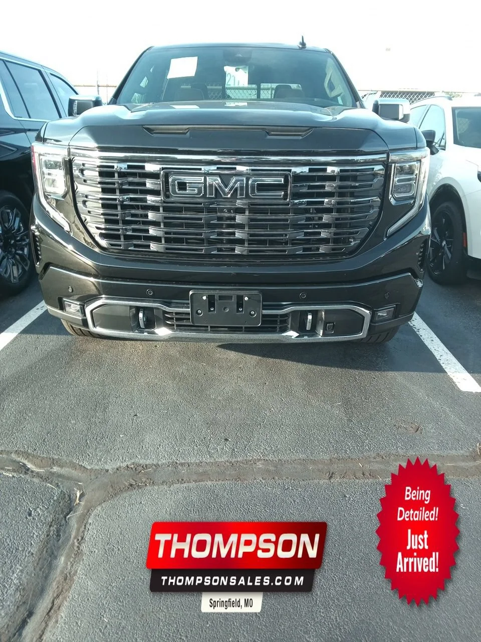 Used 2026 Onyx Black GMC Denali Ultimate image 1
