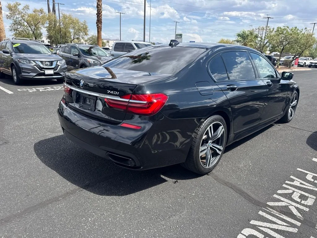 Used 2016 Black BMW 740i image 7