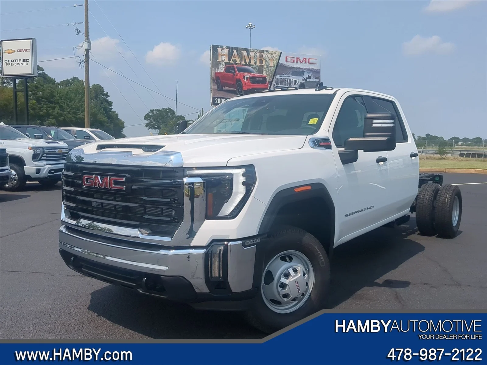 New 2026 Summit White GMC Pro image 25