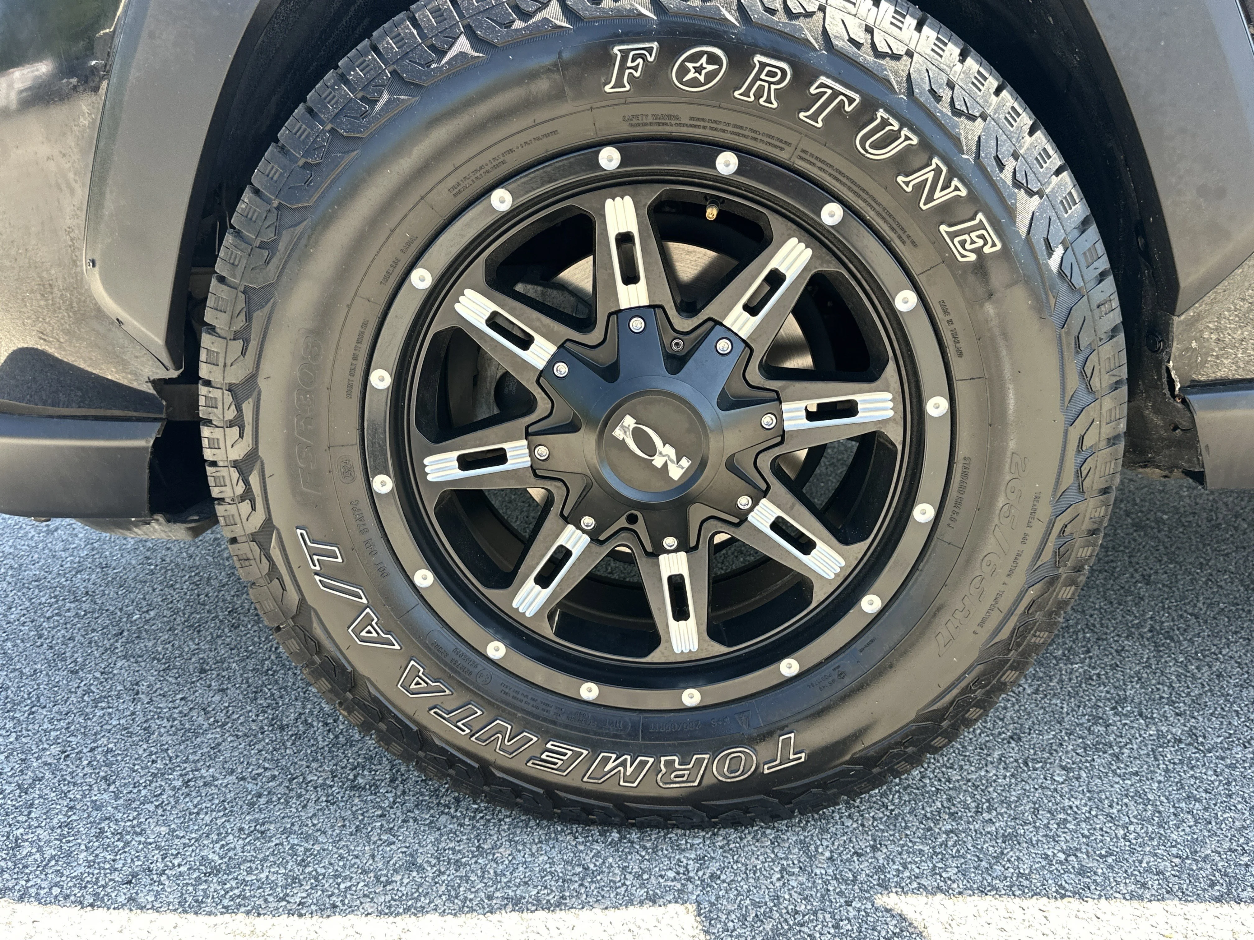 2020 Toyota RAV4 Adventure - Photo 11