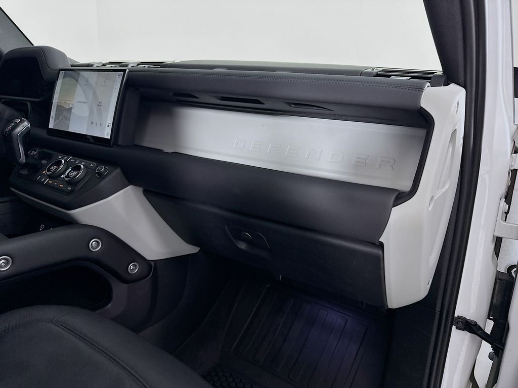 Certified Used 2024 White Land Rover S image 24