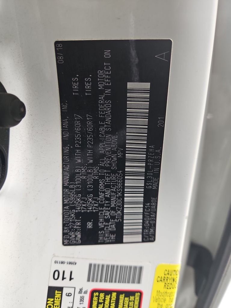 Used 2019 White Toyota LE image 29