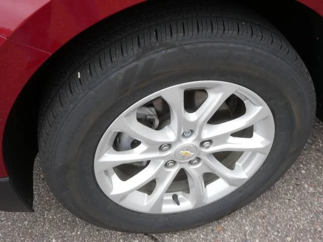 Used 2019 CAJUN RED TINTCOAT Chevrolet LT image 16