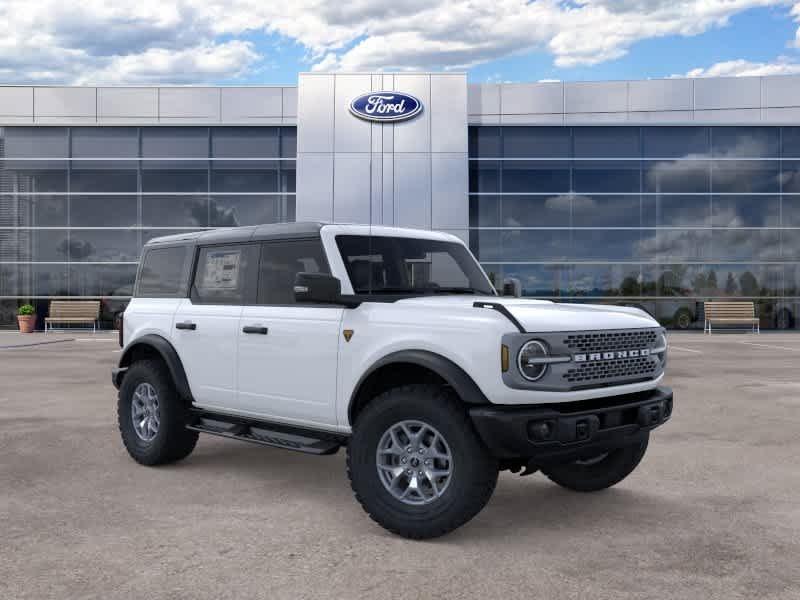 New 2025 Oxford White Ford Badlands® image 7
