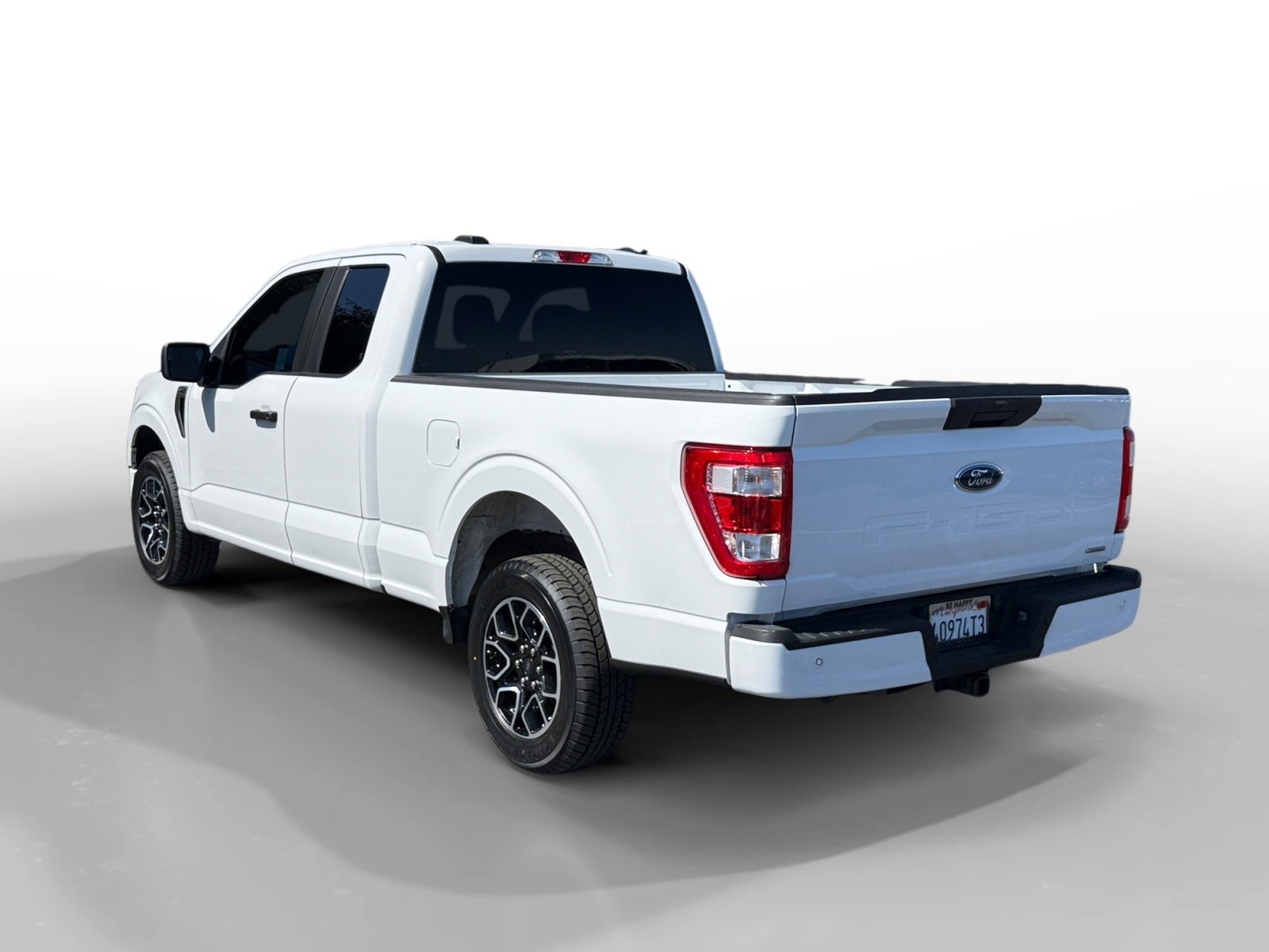 Certified Used 2023 Oxford White Ford XL image 3